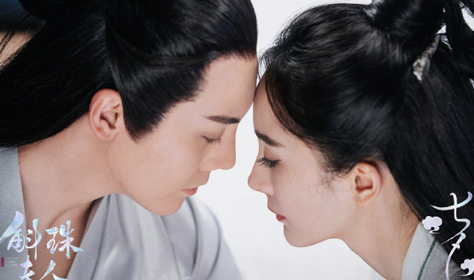 探秘小巷獨特小店,劉凱威與楊冪新劇揭曉!